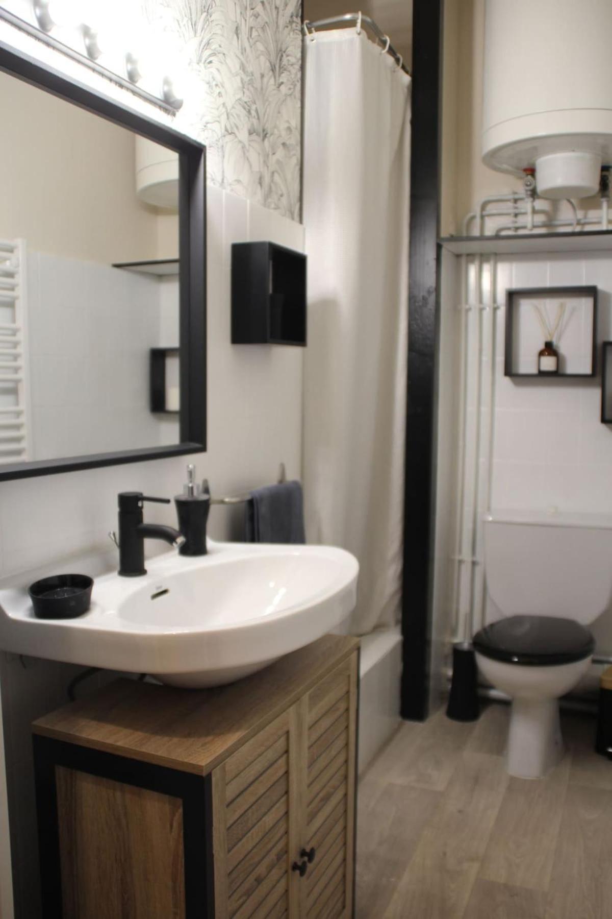 Pyrene Holidays- Residence Le Grand Hotel - Studio Lumineux A 2 Pas Des Thermes De Capvern Les Bains Экстерьер фото